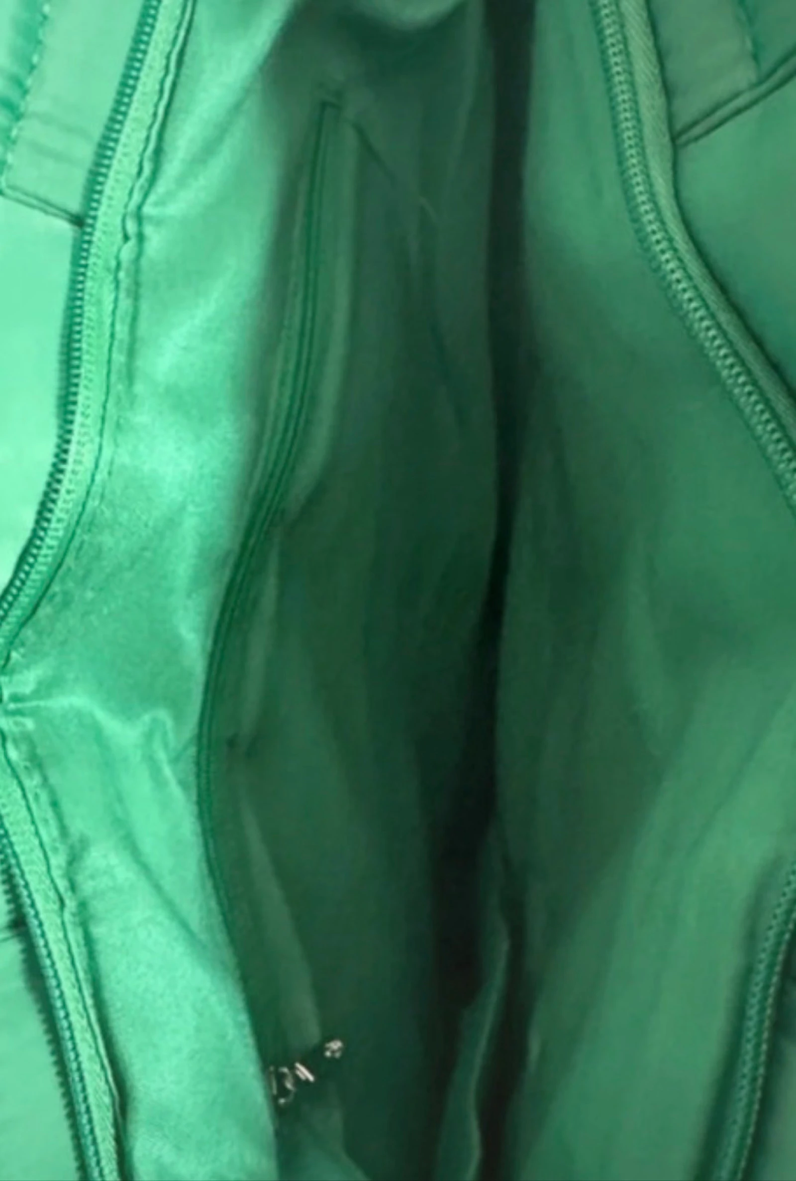 Stradivarius gewatteerde groene tas - Nieuw met labels – photo 3